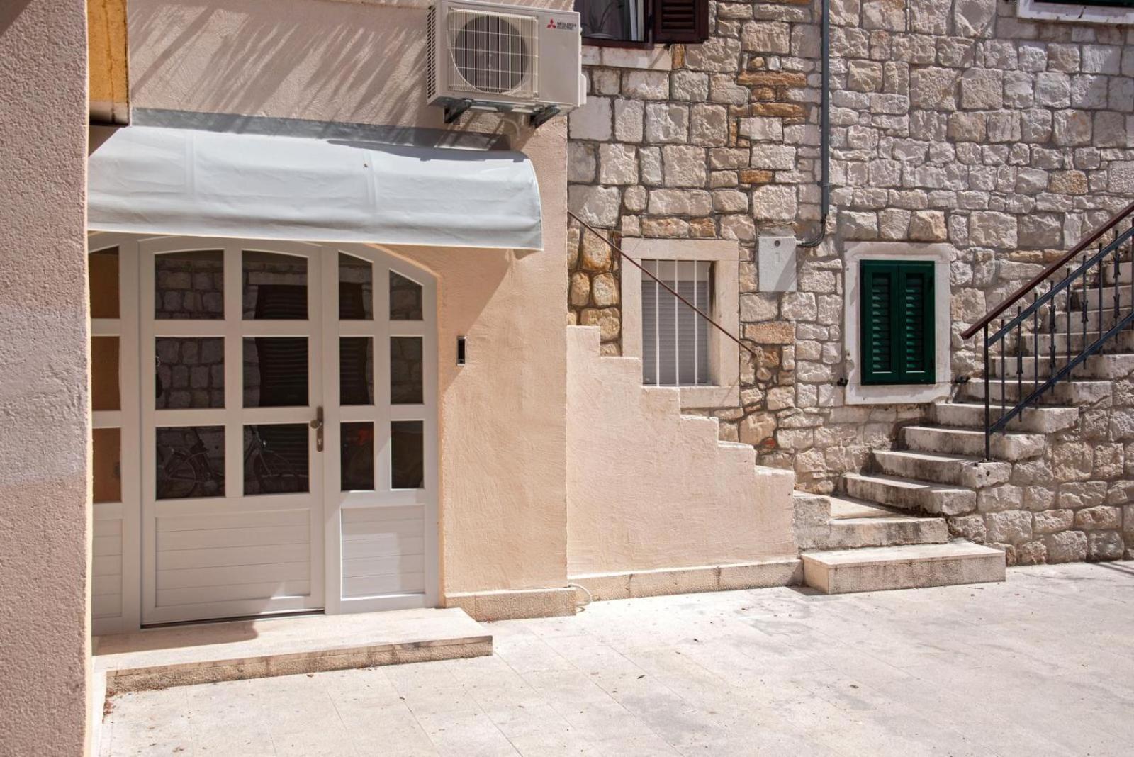 Apartamento Petite Haven Split Exterior foto