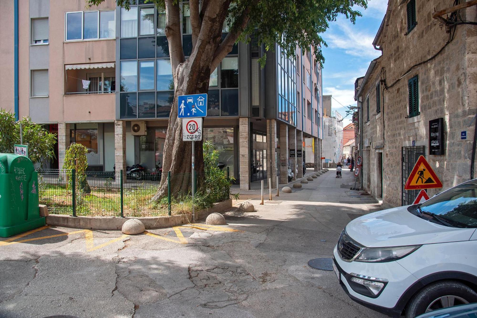Apartamento Petite Haven Split Exterior foto